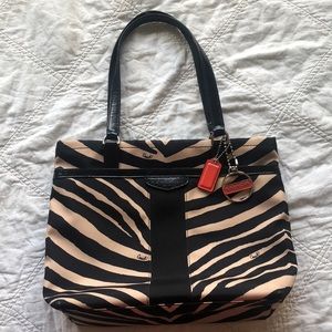 Coach Signature Tote - Zebra print